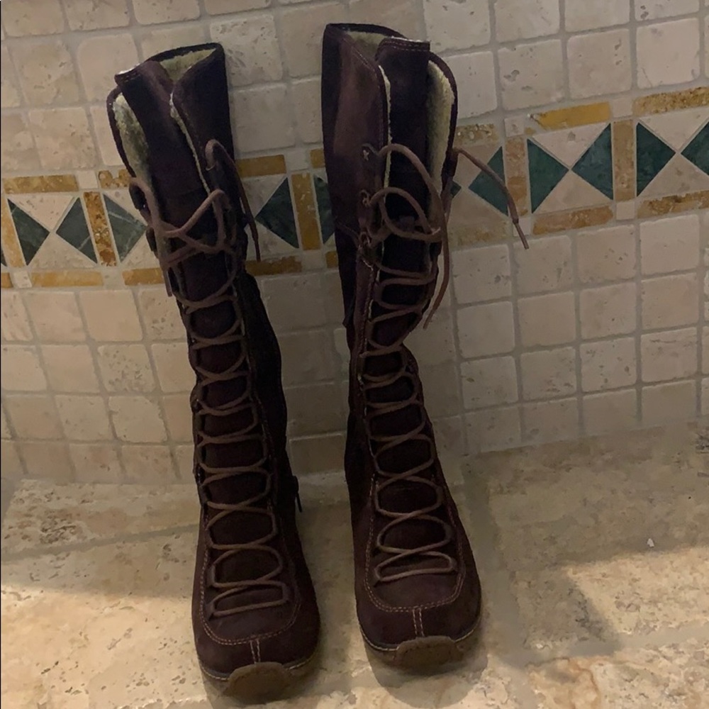 Timberland Dark Brown Lace-Up Knee-High Boots - Picture 2 of 7